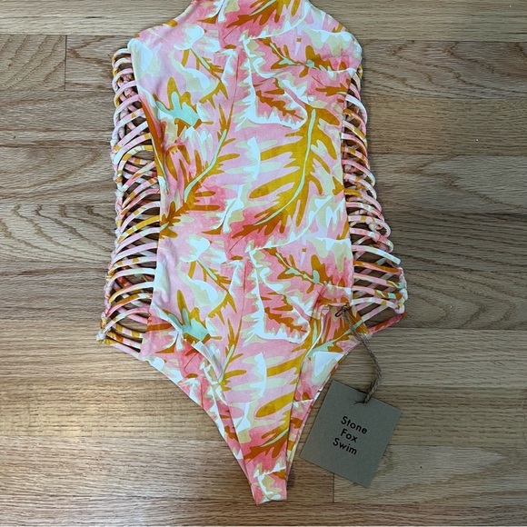 NWT Stone Fox Womens White Pink Print Fella One Piece Halter Style Swimsuit XS - Picture 10 of 10